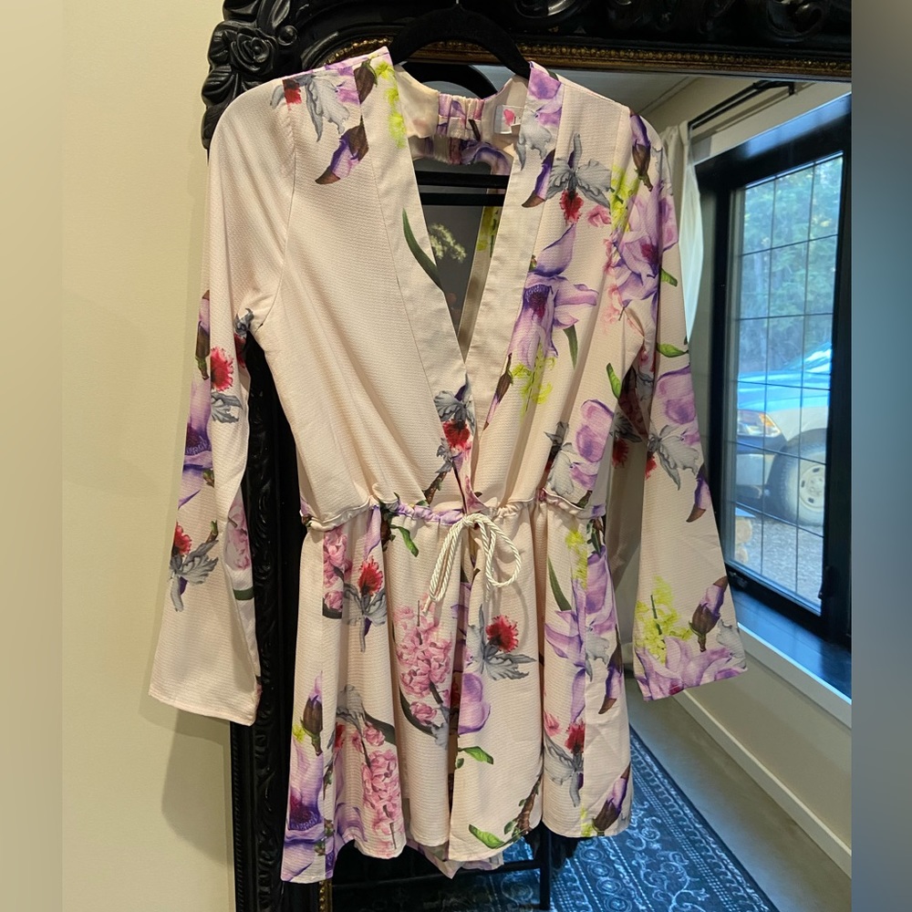 Boutique 1861, Floral, plunge front and cutout back playsuit with waist tie